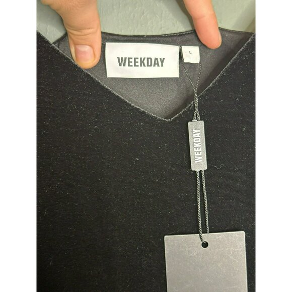 Weekday Black Velvet Jumpsuit Wide Leg Adjustable Straps V-Neck Women's Large - Picture 7 of 14